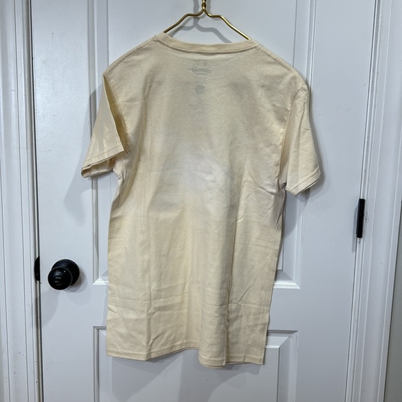 NEW SANRIO CINNAMOROLL UNICORN GRAPHIC TEE MEDIUM - Picture 4 of 4